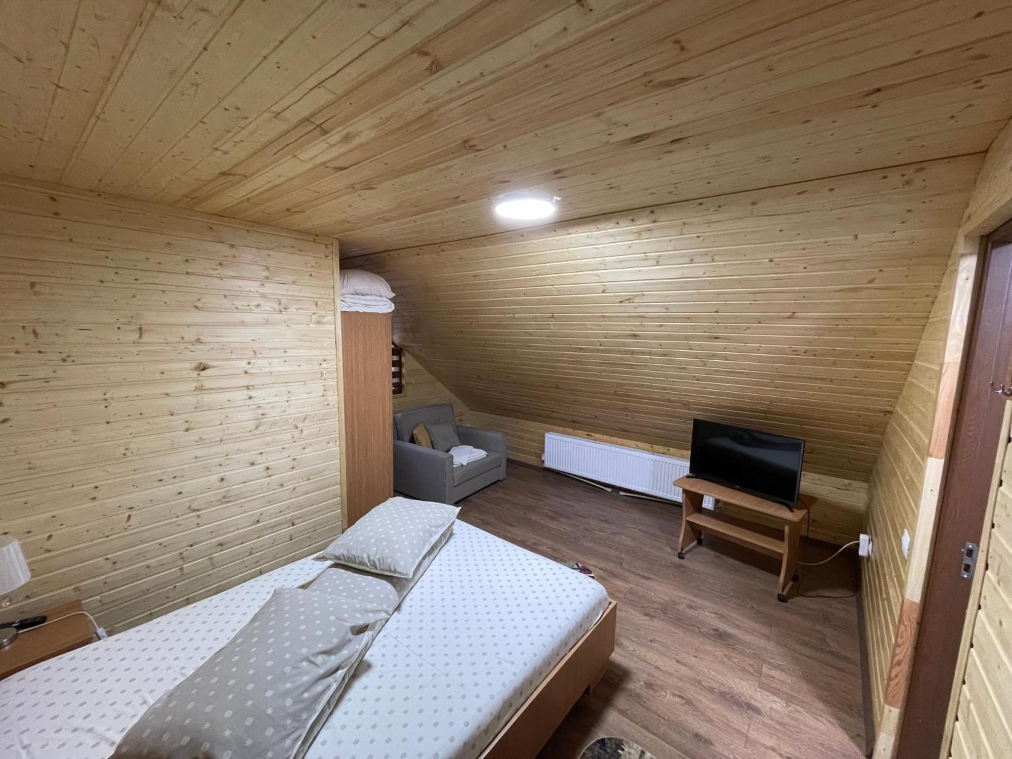 Camping Dragoske Ciofrîngeni Exteriér fotografie