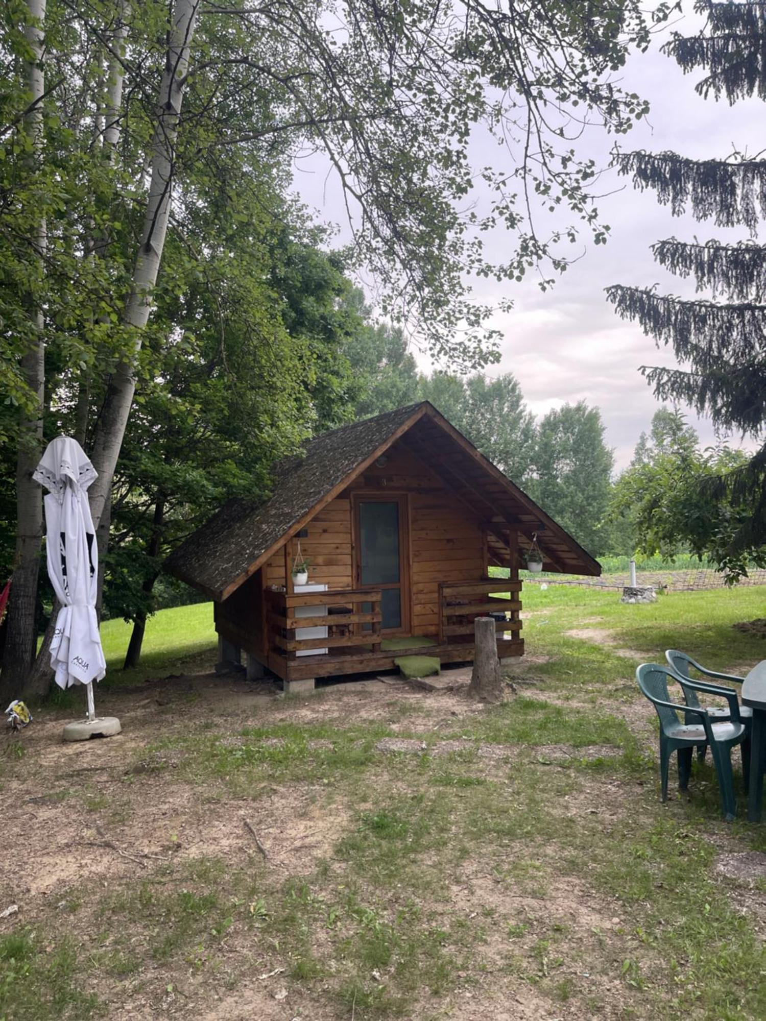 Camping Dragoske Ciofrîngeni Exteriér fotografie